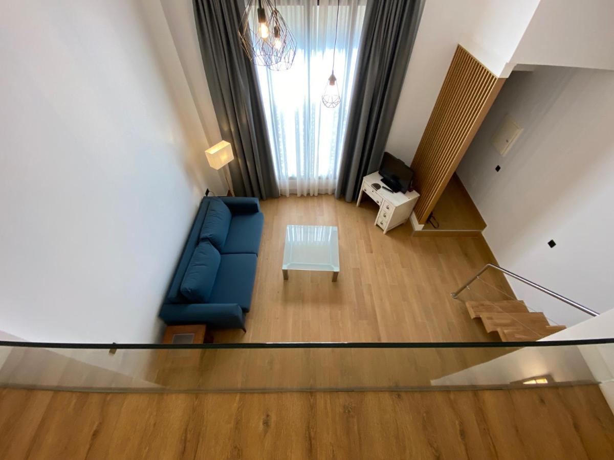 Loft Laura Nervion Apartment Sevilla Exterior foto